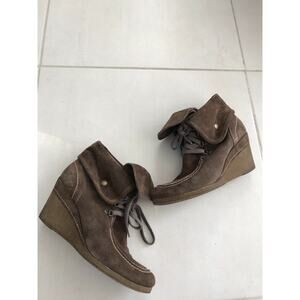 Tacco Suede Wedge Lace Up Ankle Booties Brown FLAW